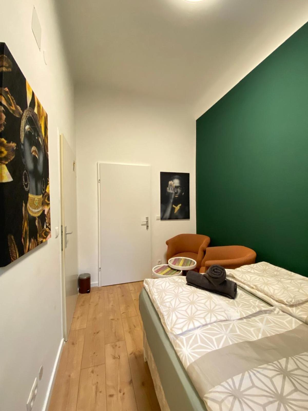 8 Fully Equipped Studio Shared Apt W Terrace Margareten Vienna Exterior photo