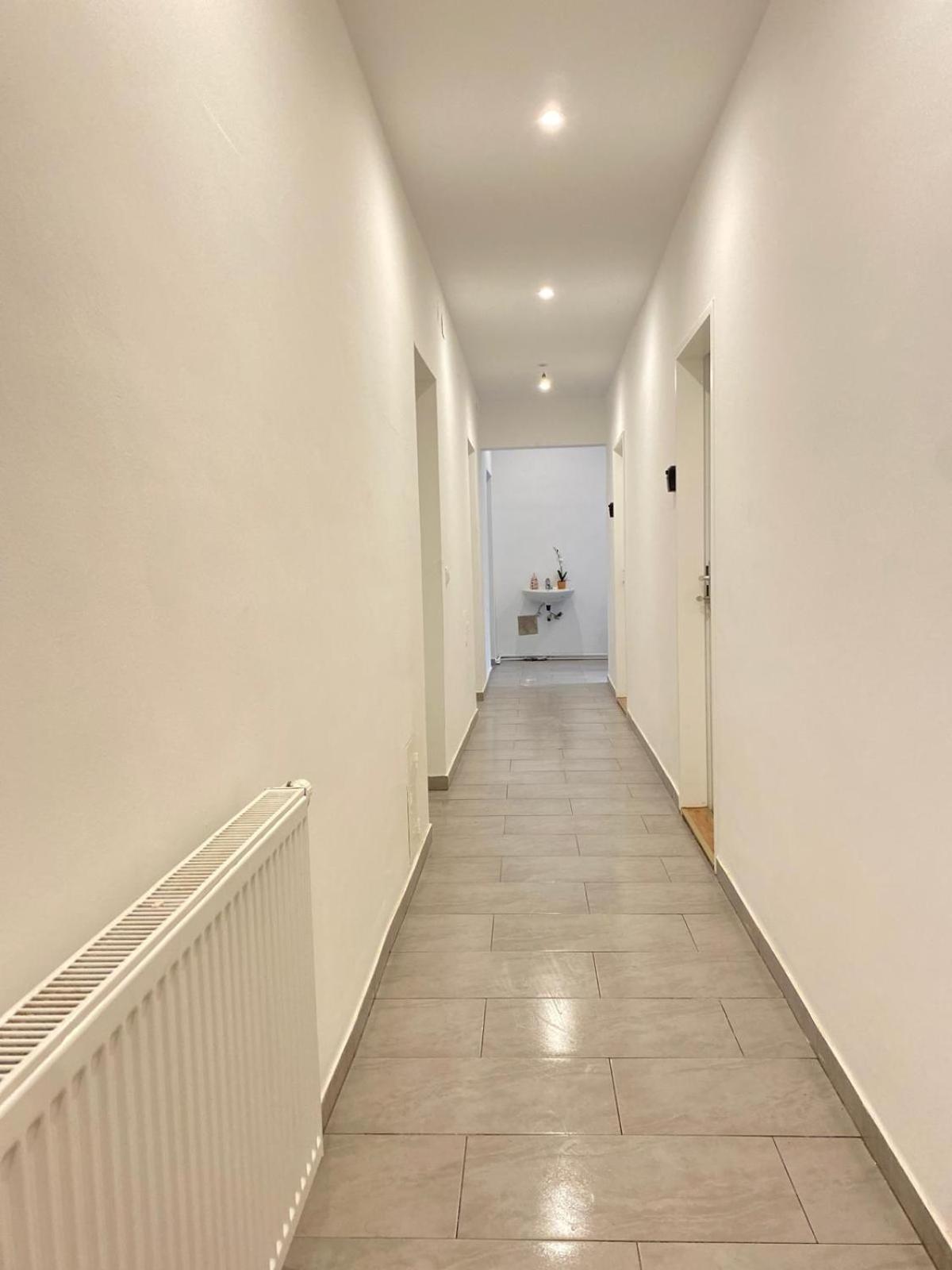8 Fully Equipped Studio Shared Apt W Terrace Margareten Vienna Exterior photo